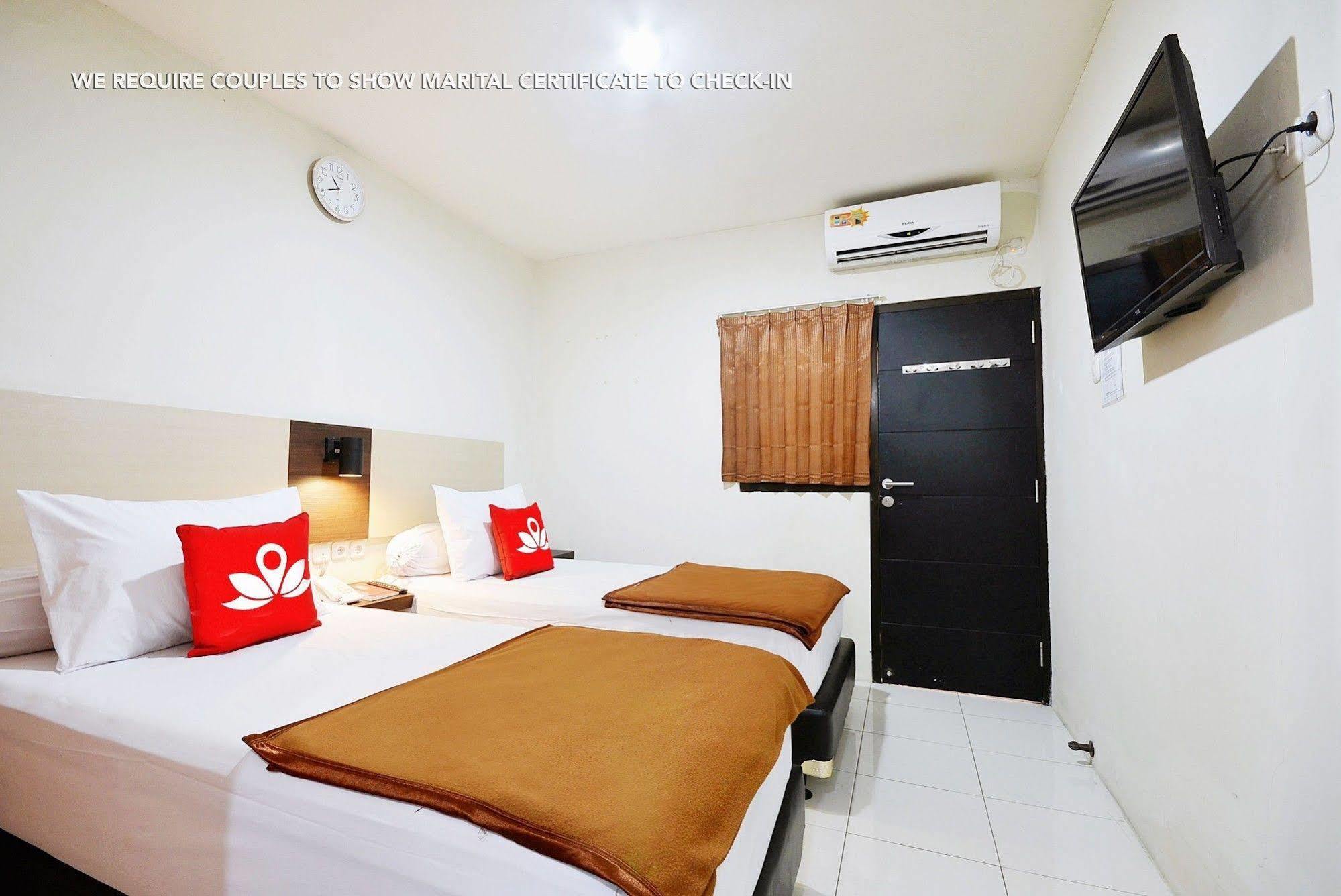 Zen Rooms Kuningan Syariah Jakarta Eksteriør bilde