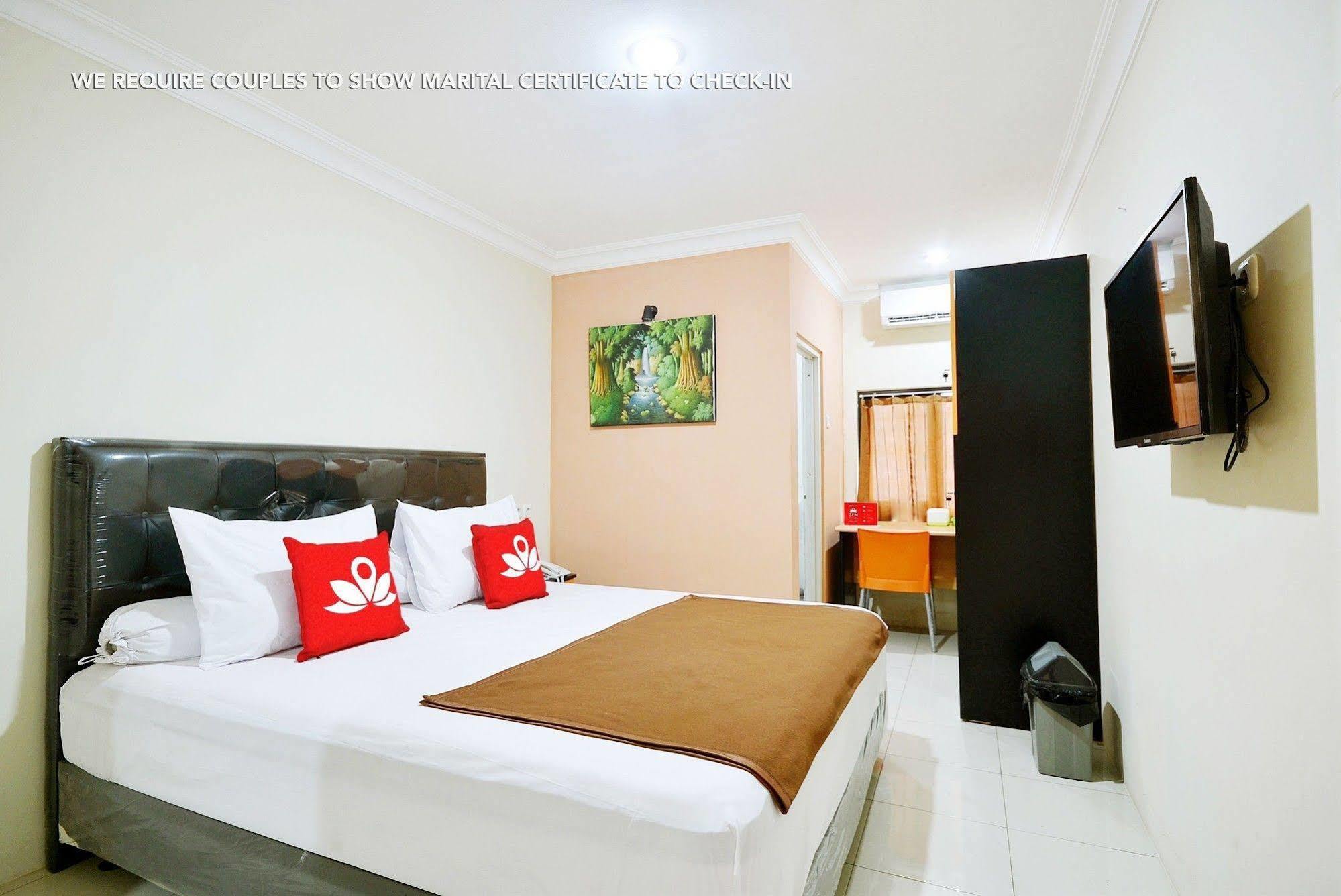 Zen Rooms Kuningan Syariah Jakarta Eksteriør bilde